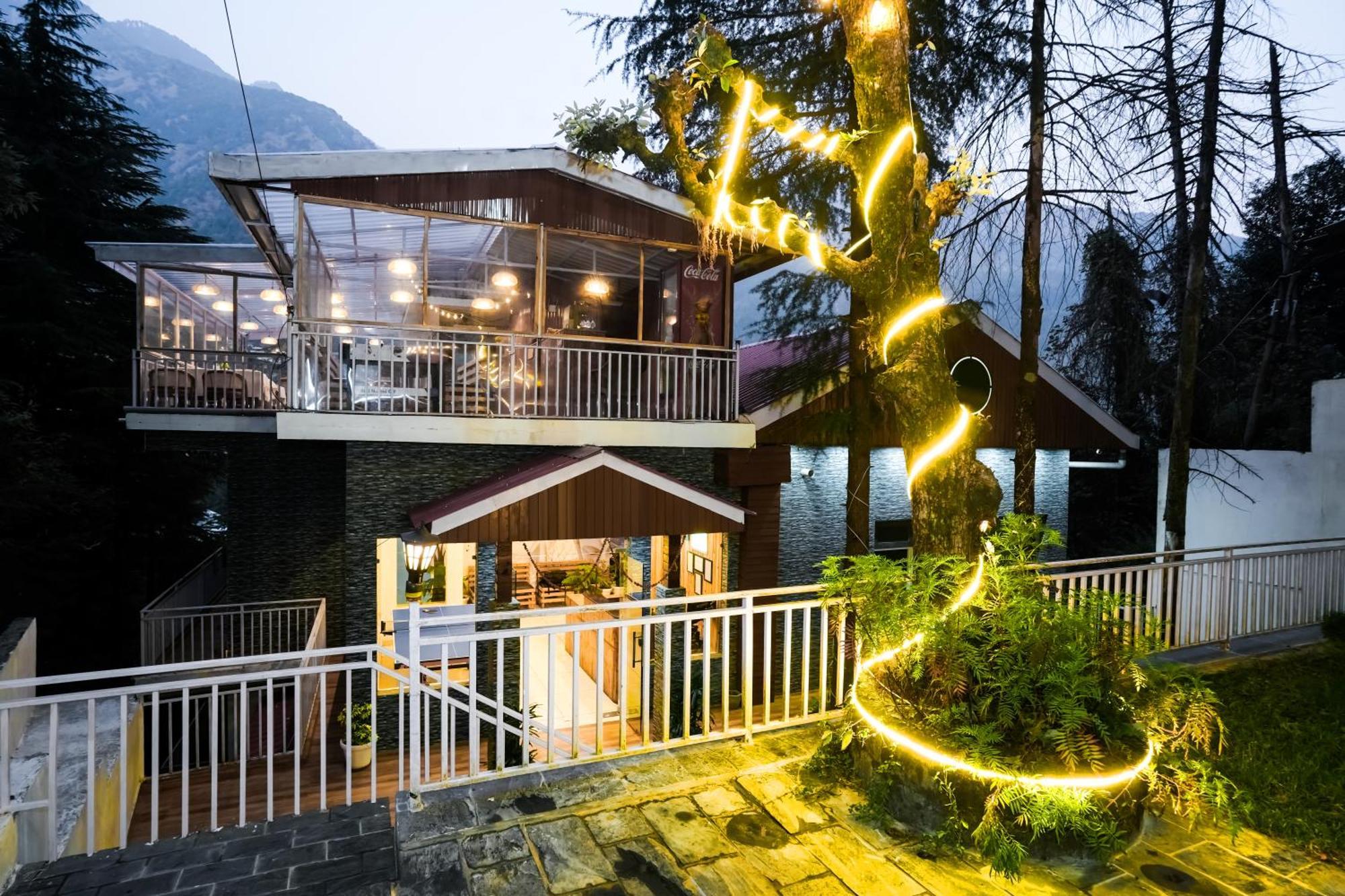 FabHotel Green Origins McLeod Ganj Exterior foto